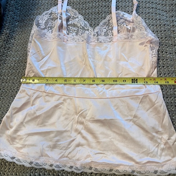 Elegant Lace Trim Satin Chemise vintage baby pink small - Picture 6 of 6